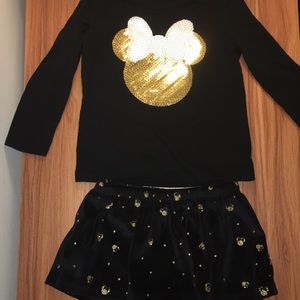 Minnie Mouse outfit!